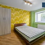 3br & 4br *