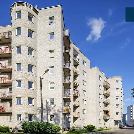 Apartment Central 3br & 4br *